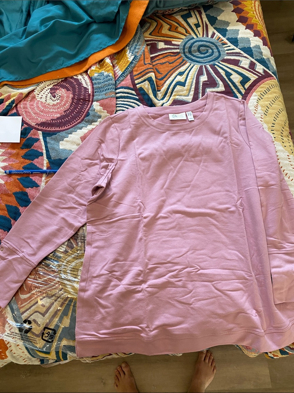 Active USA D&Co. Dusty Rose Crewneck Sweatshirt